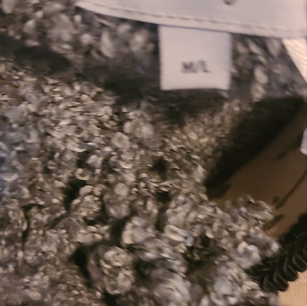 HP🔥🔥Gorgeous Grey Fuzzy Sweater vest/cardigan NWOT - Picture 12 of 16